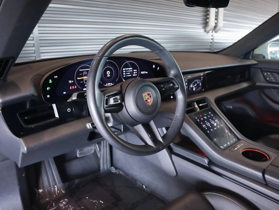 2024 Porsche Taycan - Image 4 of 5