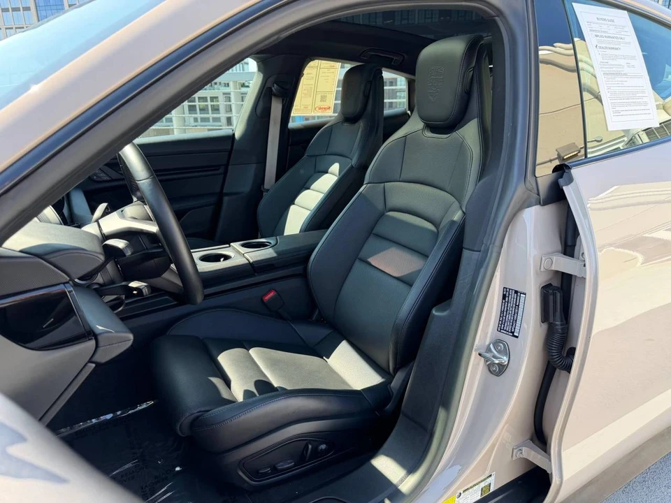 2024 Porsche Taycan - Image 5 of 5