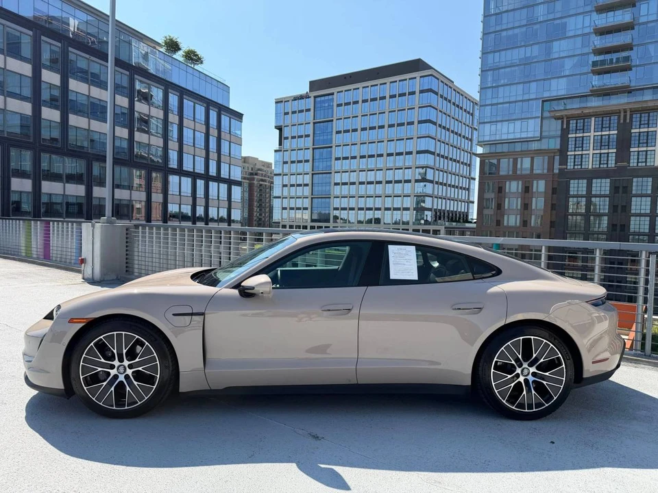 2024 Porsche Taycan - Image 2 of 5