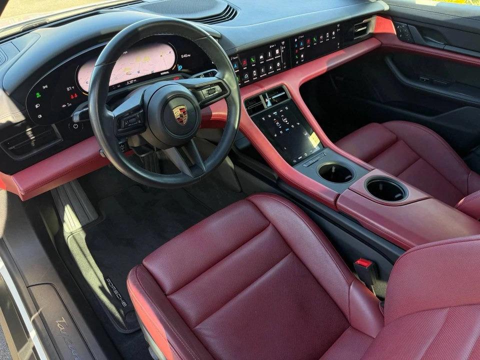 2024 Porsche Taycan - Image 4 of 5