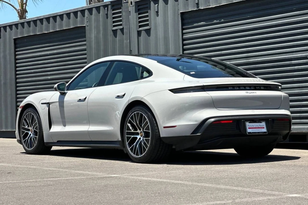 2024 Porsche Taycan - Image 3 of 5