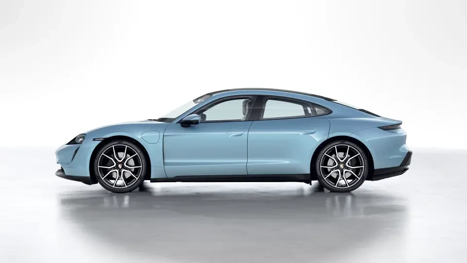 2024 Porsche Taycan - Image 15 of 31