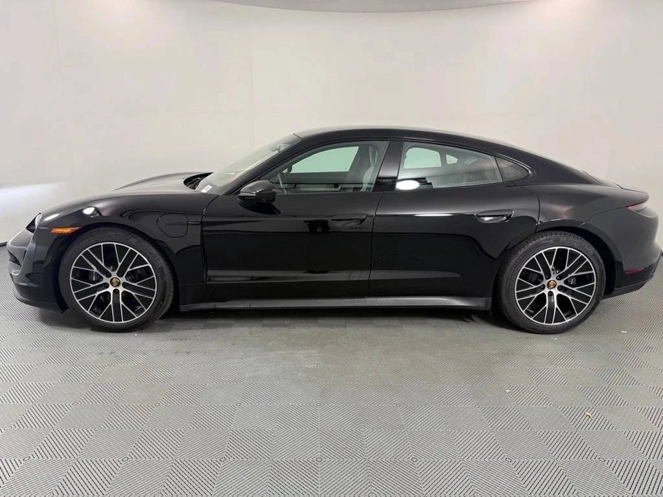 2024 Porsche Taycan - Image 2 of 5
