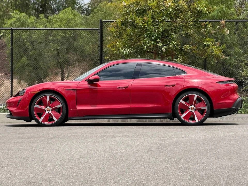 2024 Porsche Taycan - Image 2 of 5