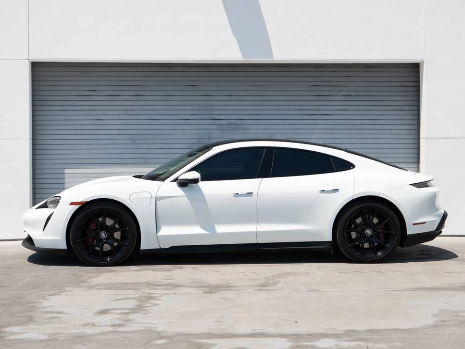 2024 Porsche Taycan - Image 2 of 5
