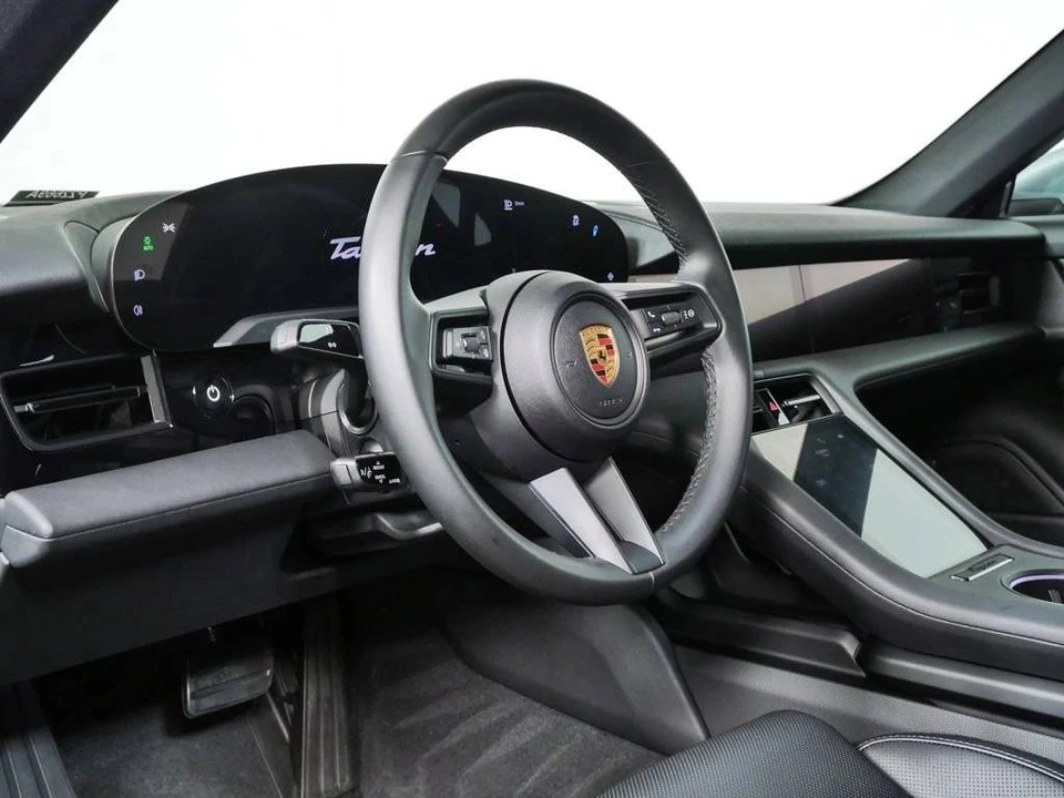 2024 Porsche Taycan - Image 4 of 5