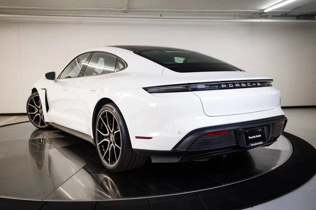 2024 Porsche Taycan - Image 3 of 5