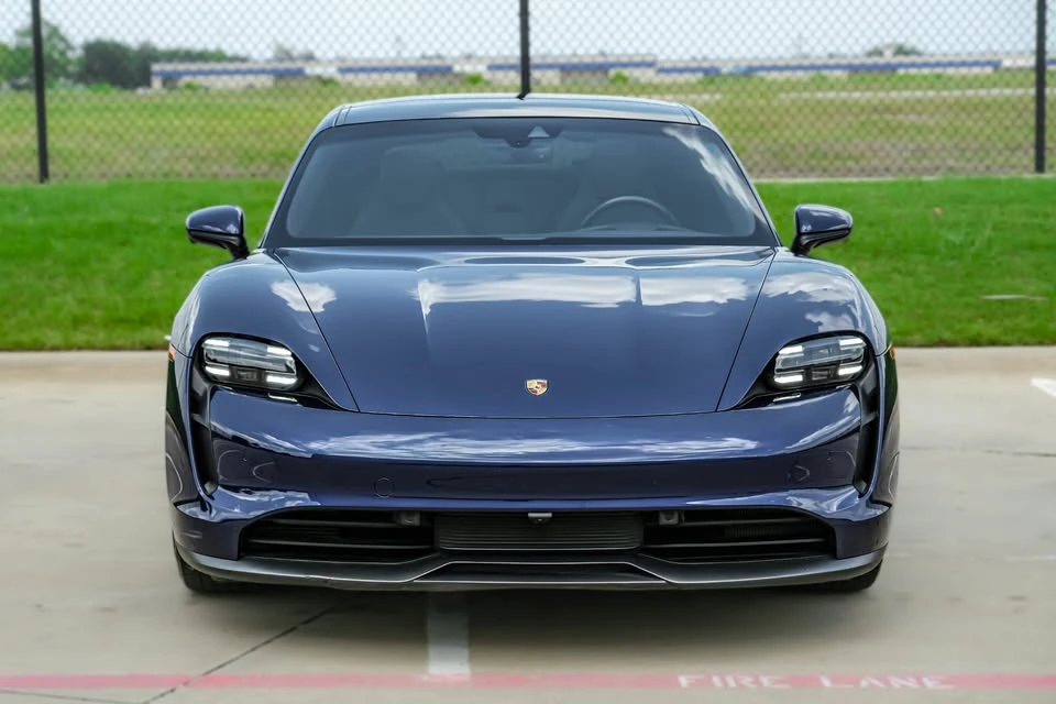 2024 Porsche Taycan - Image 19 of 20