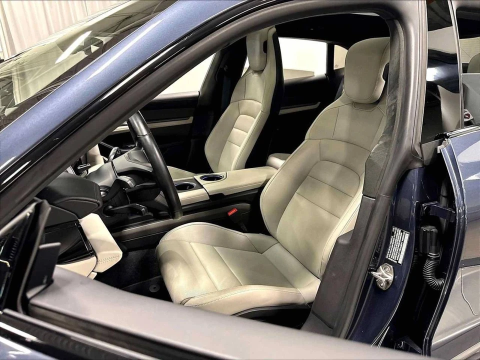 2024 Porsche Taycan - Image 5 of 5