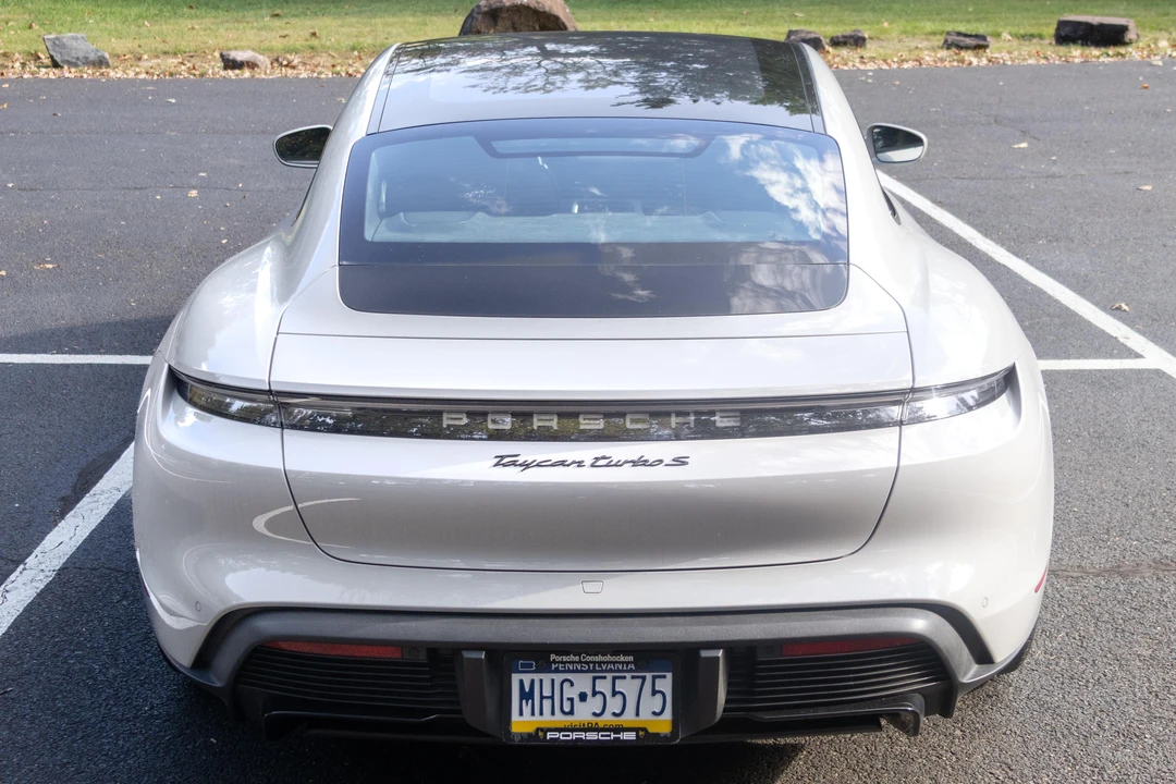2024 Porsche Taycan Turbo S - Image 10 of 31