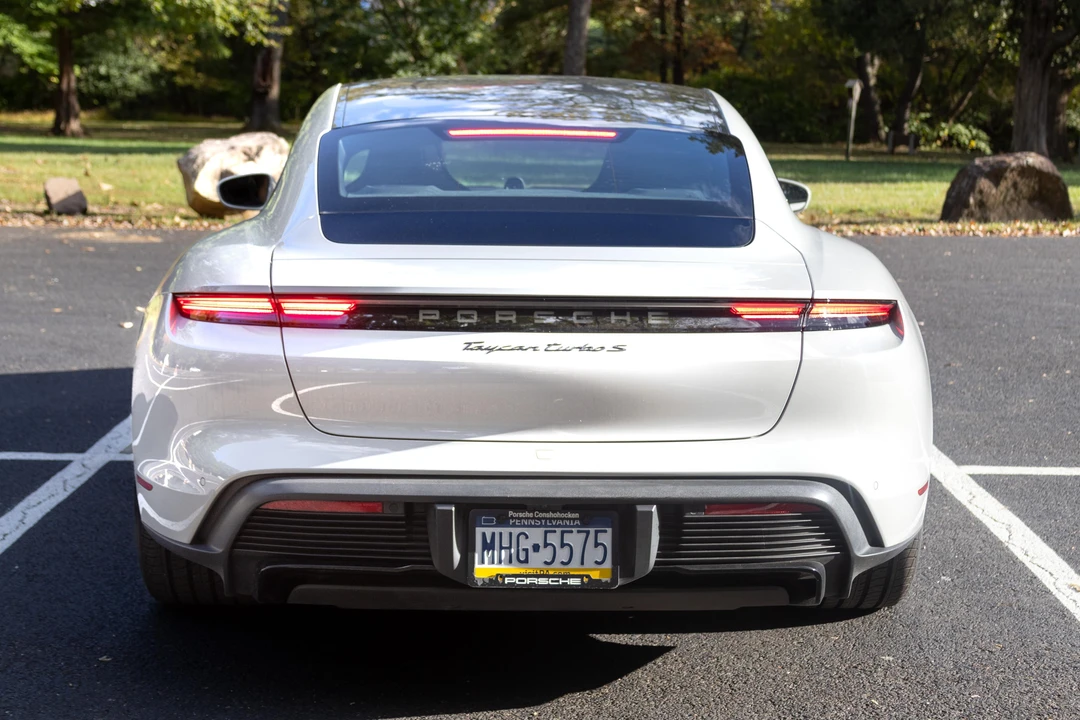 2024 Porsche Taycan Turbo S - Image 11 of 31