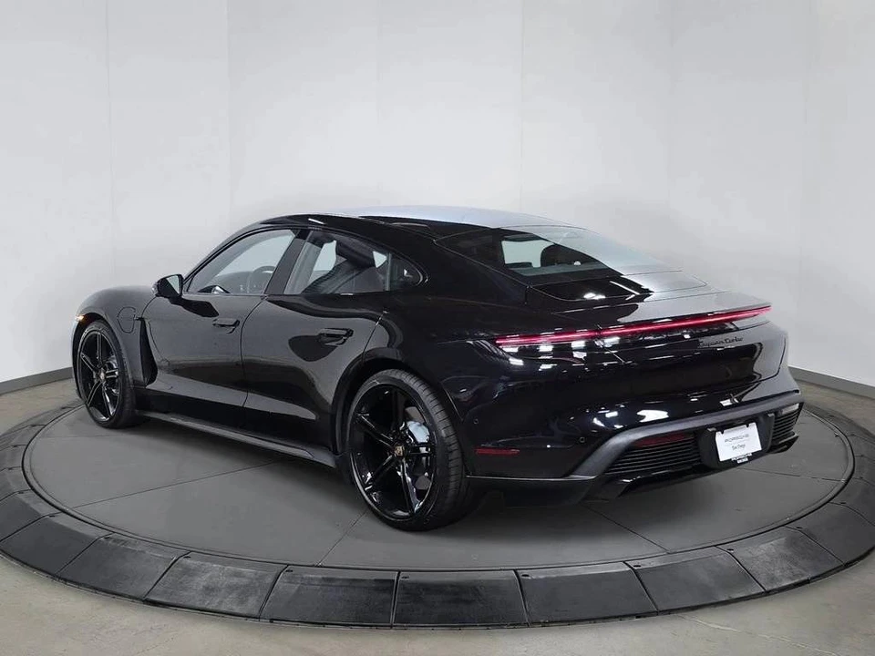 2024 Porsche Taycan Turbo - Image 3 of 4