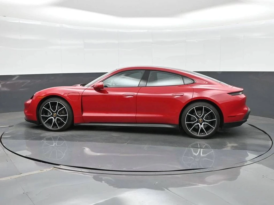 2024 Porsche Taycan - Image 2 of 4