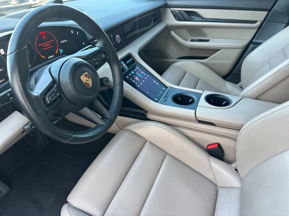 2024 Porsche Taycan - Image 4 of 4