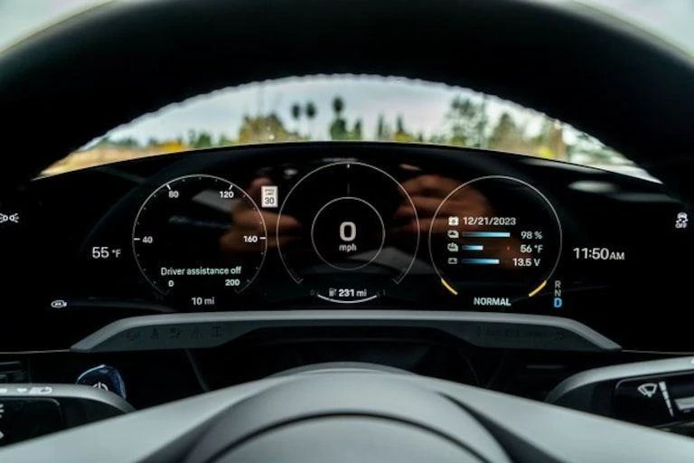 2024 Porsche Taycan - Image 6 of 8
