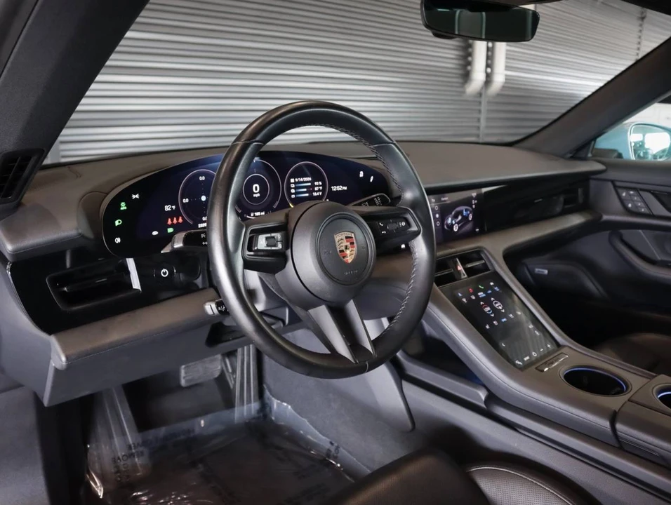 2024 Porsche Taycan - Image 4 of 4