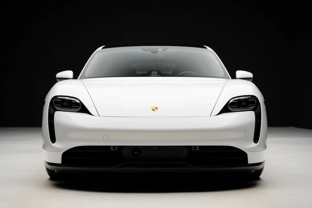 2024 Porsche Taycan - Image 7 of 12