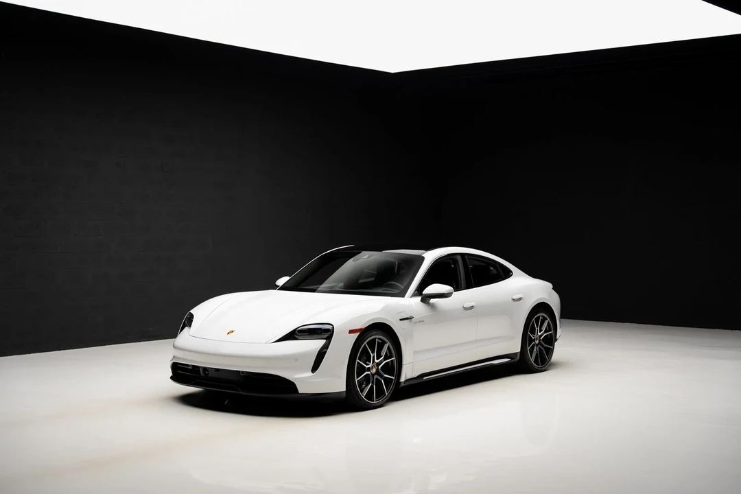 2024 Porsche Taycan - Image 4 of 12