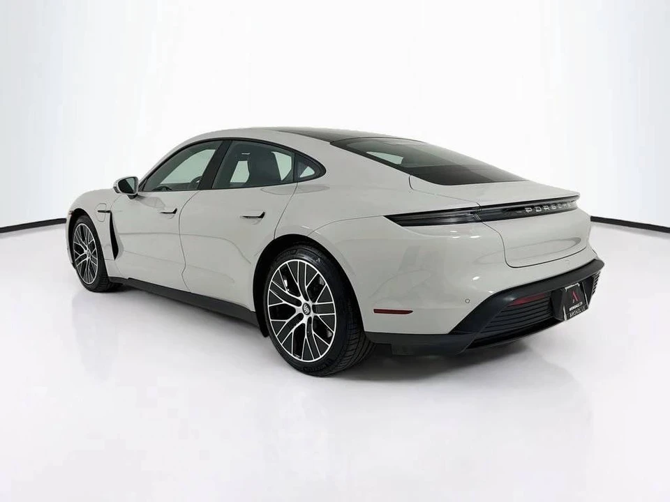 2024 Porsche Taycan - Image 3 of 4