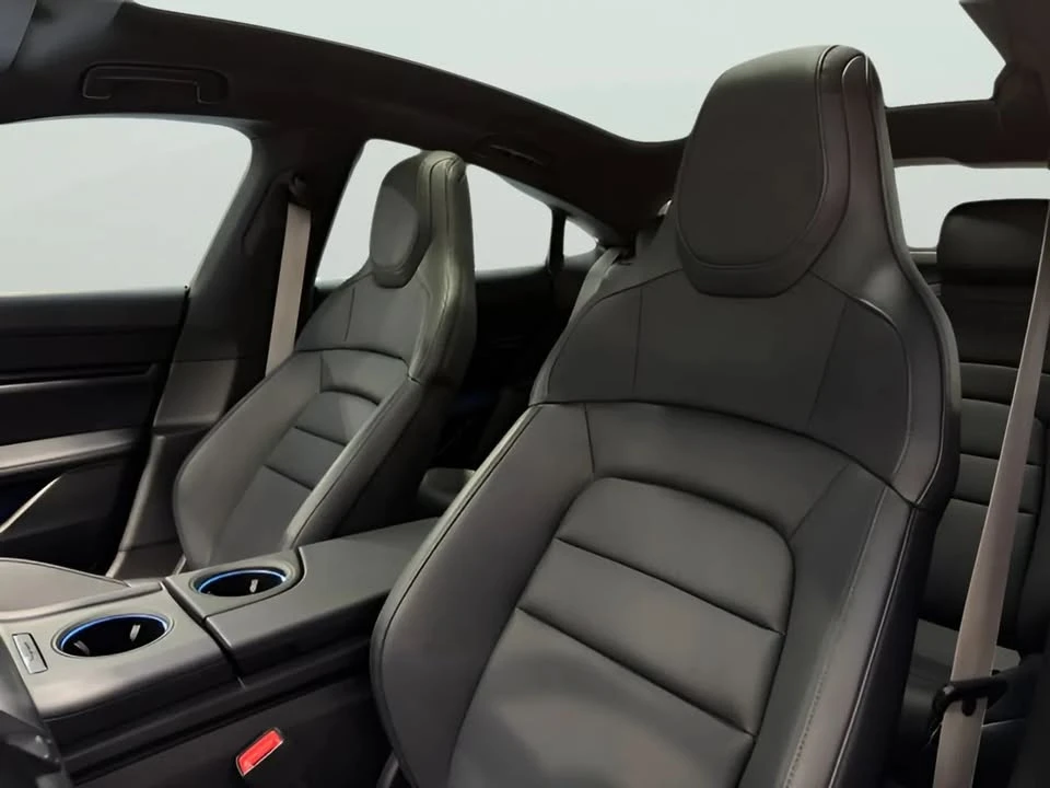 2024 Porsche Taycan - Image 10 of 13