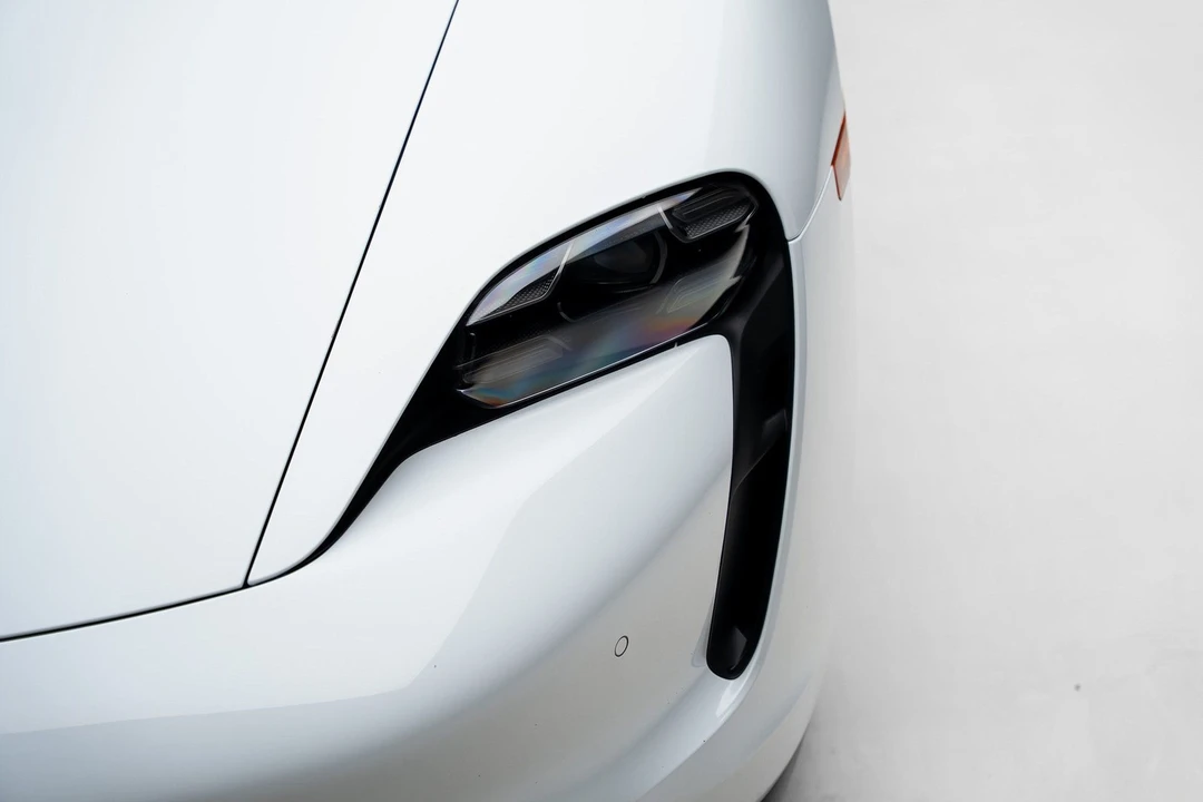 2024 Porsche Taycan - Image 10 of 21
