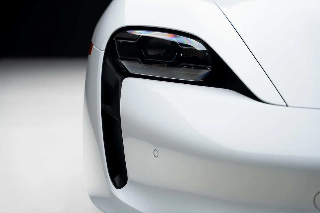 2024 Porsche Taycan - Image 8 of 21
