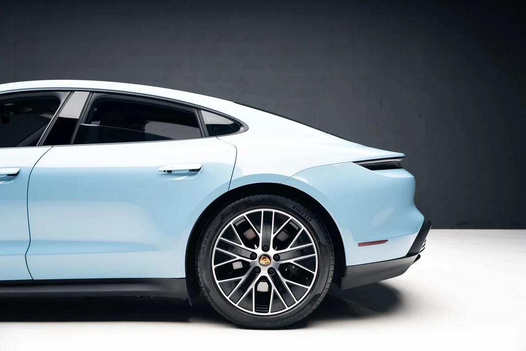 2024 Porsche Taycan - Image 19 of 21