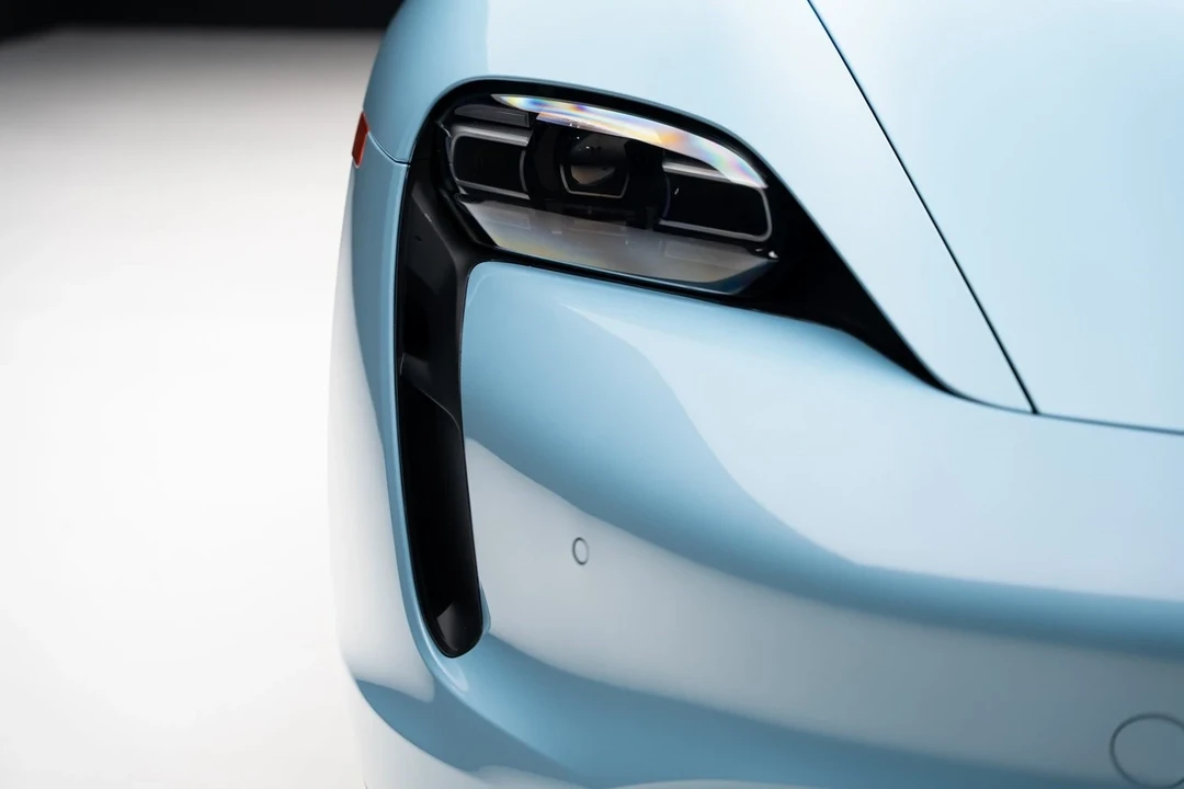 2024 Porsche Taycan - Image 8 of 21