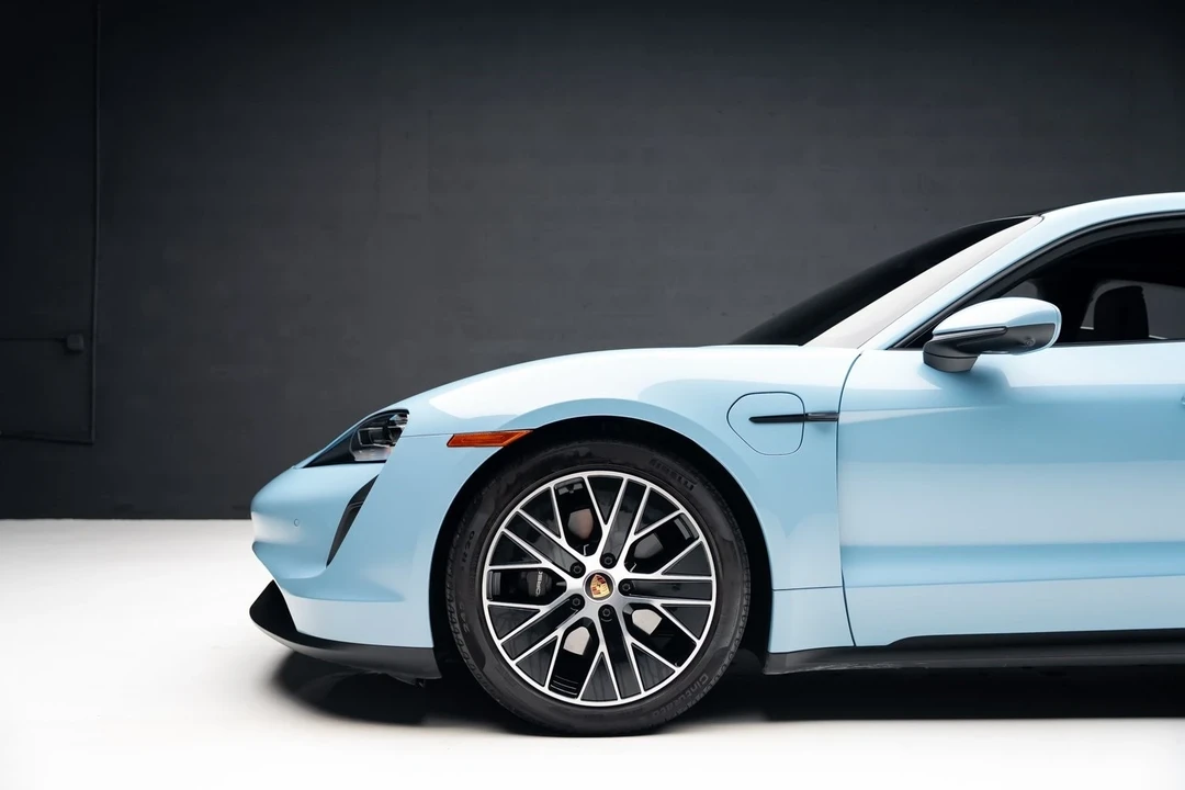 2024 Porsche Taycan - Image 17 of 21