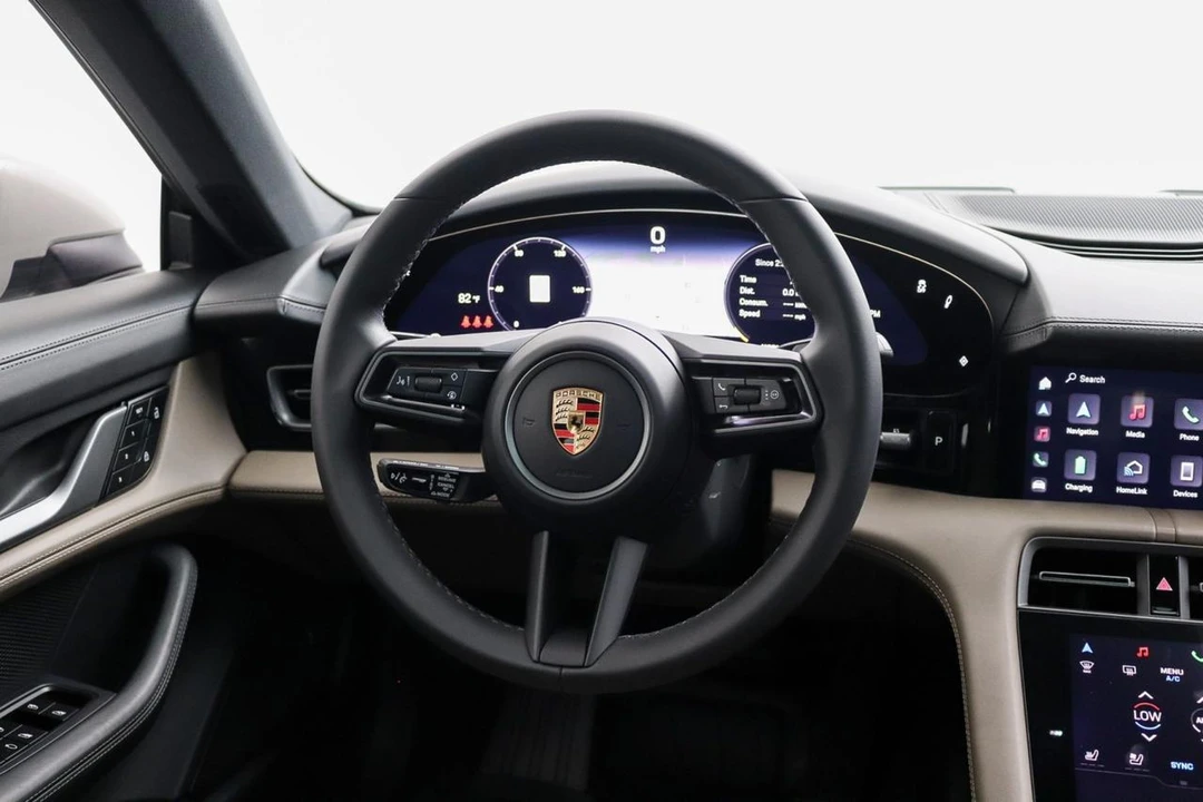 2024 Porsche Taycan - Image 19 of 31