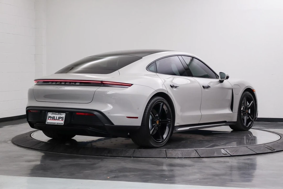 2024 Porsche Taycan - Image 6 of 31