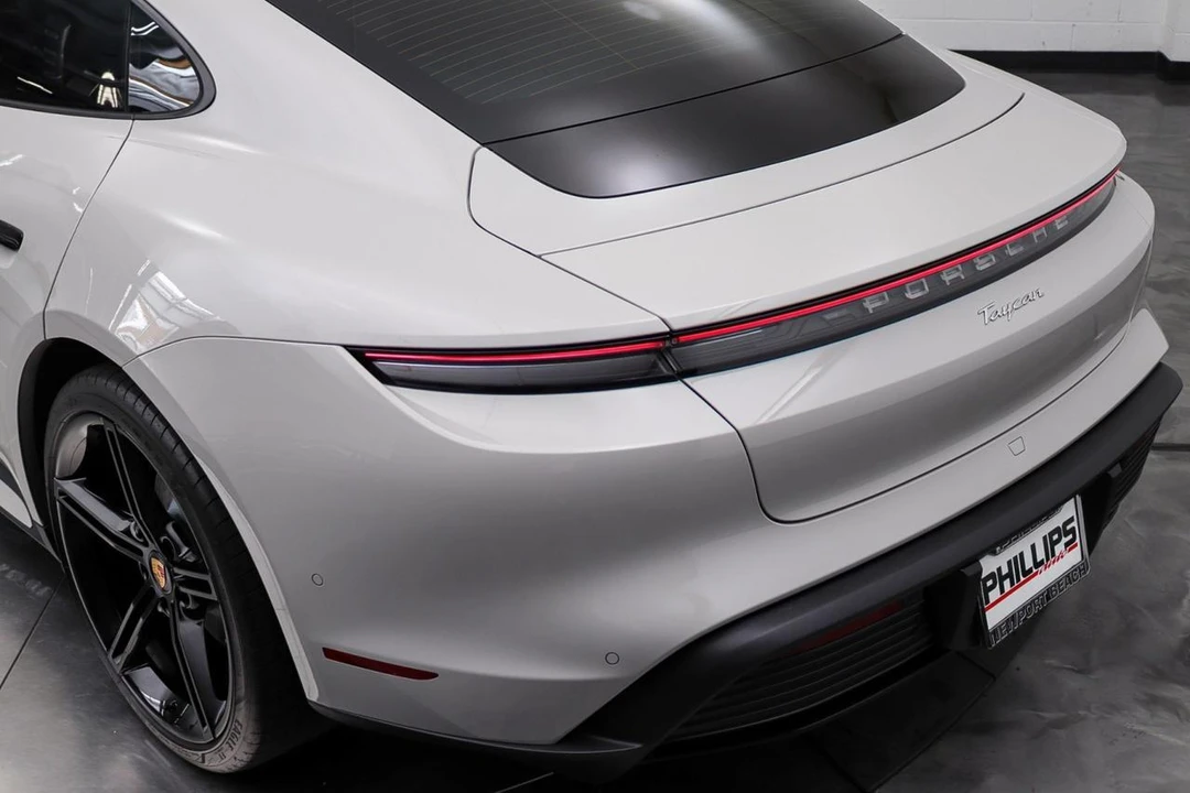 2024 Porsche Taycan - Image 13 of 31