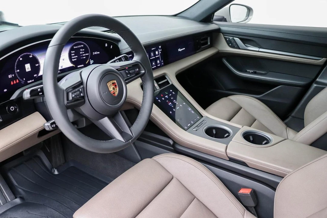 2024 Porsche Taycan - Image 22 of 31