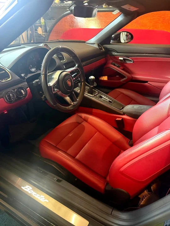 2024 Porsche 718 Boxster - Image 6 of 10