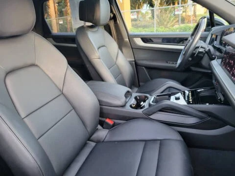 2024 Porsche 9Y0/9Y3 Cayenne - Image 10 of 20