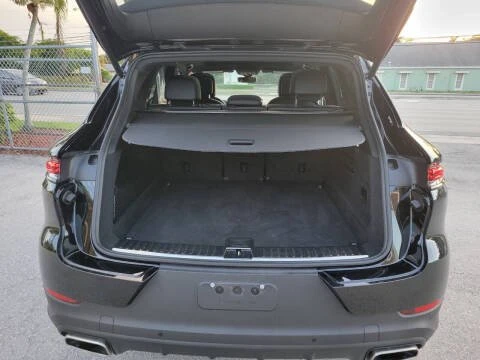 2024 Porsche 9Y0/9Y3 Cayenne - Image 14 of 20