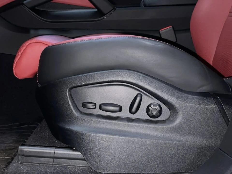 2024 Porsche 9Y0/9Y3 Cayenne - Image 17 of 17