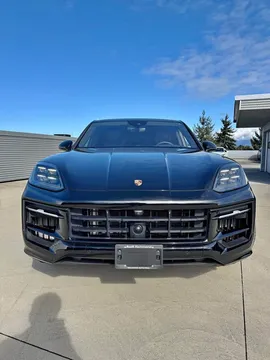2024 Porsche Cayenne Coupe