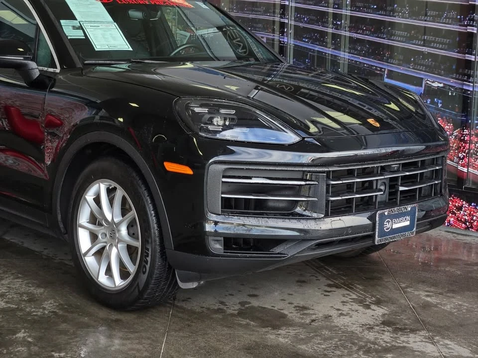 2024 Porsche 9Y0/9Y3 Cayenne - Image 2 of 20