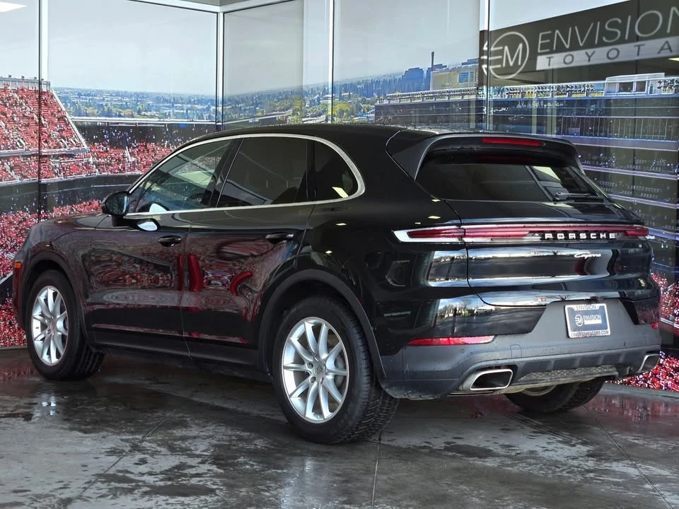 2024 Porsche 9Y0/9Y3 Cayenne - Image 6 of 20
