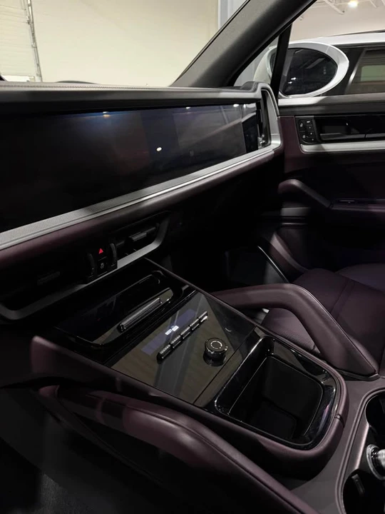 2024 Porsche 9Y0/9Y3 Cayenne - Image 5 of 6