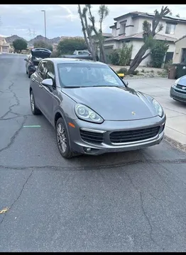 2024 Porsche Cayenne