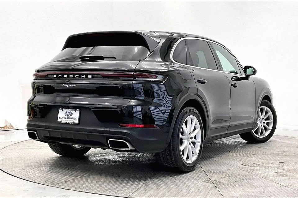 2024 Porsche 9Y0/9Y3 Cayenne - Image 3 of 7
