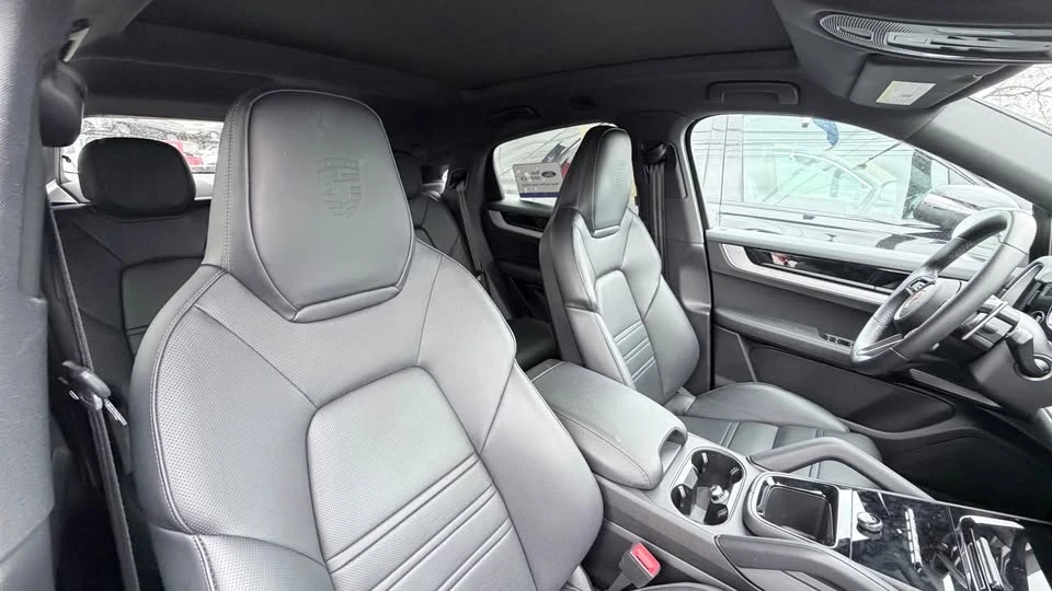 2024 Porsche 9Y0/9Y3 Cayenne - Image 7 of 16