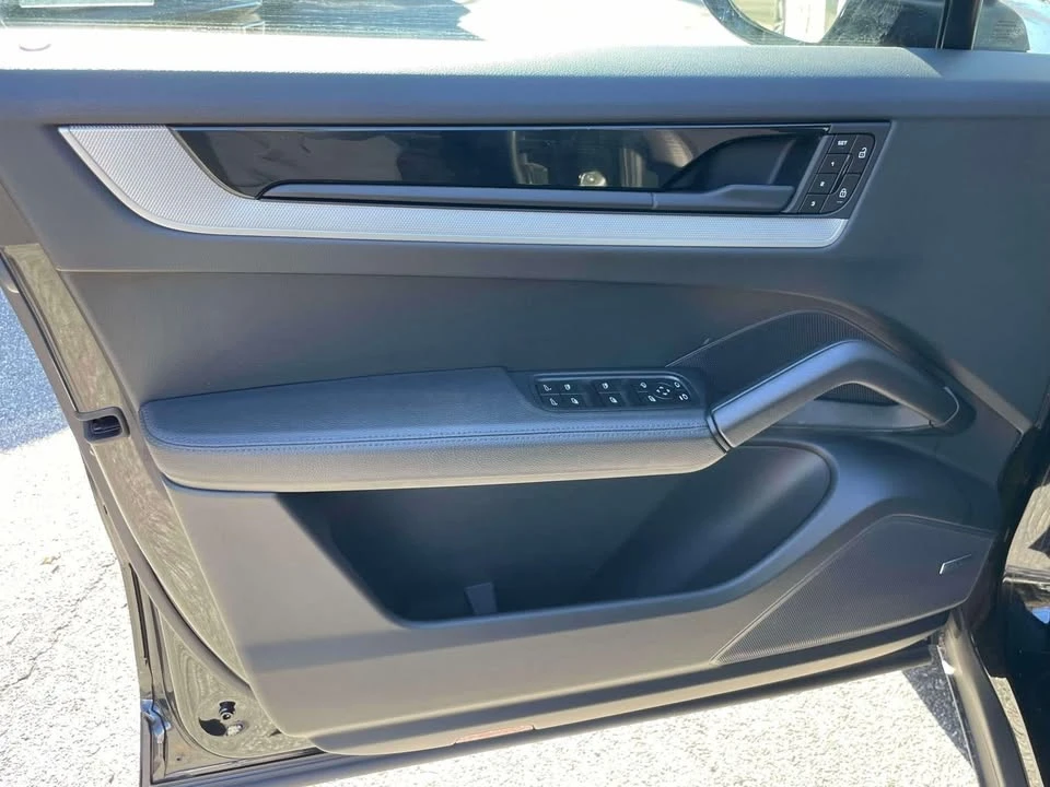 2024 Porsche 9Y0/9Y3 Cayenne - Image 14 of 18