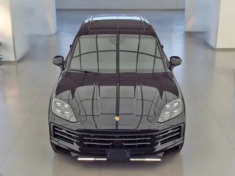 2024 Porsche Cayenne Base