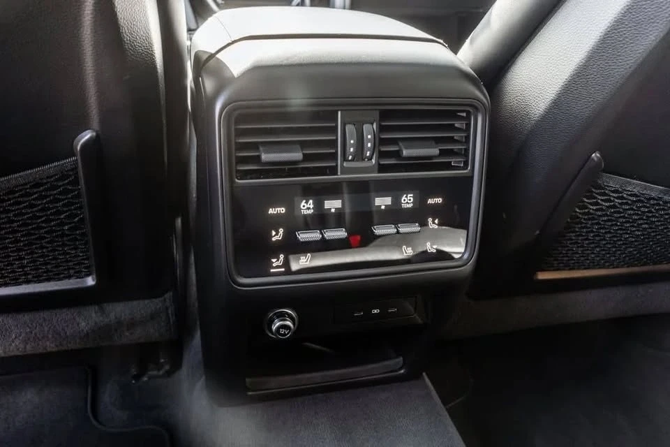 2024 Porsche 9Y0/9Y3 Cayenne - Image 14 of 20