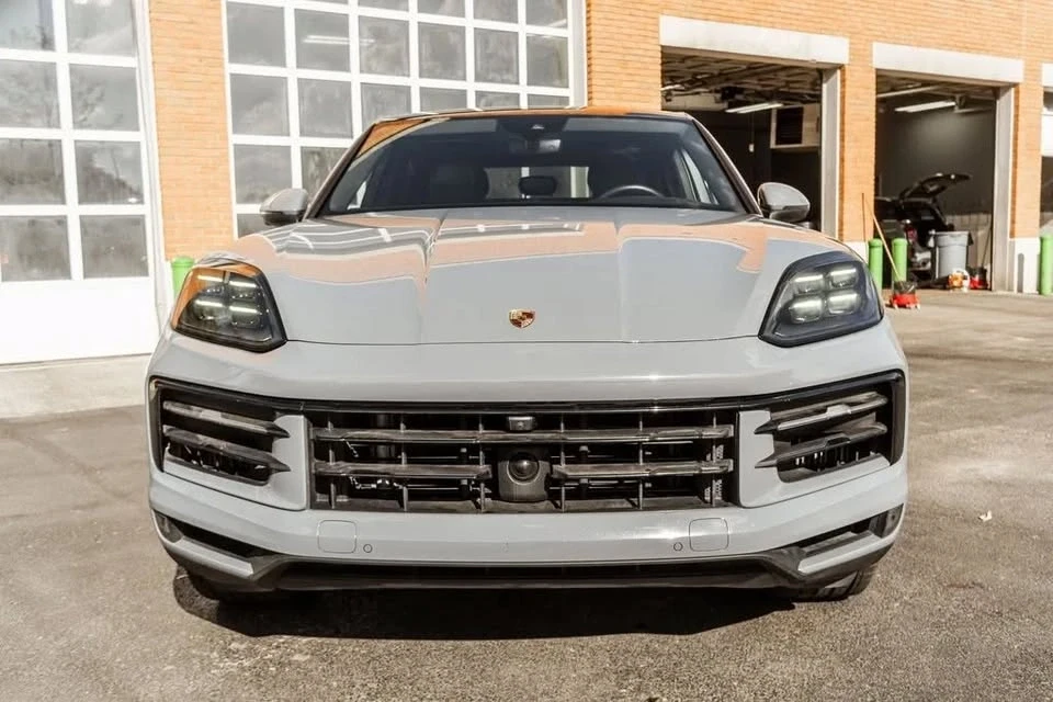 2024 Porsche 9Y0/9Y3 Cayenne - Image 16 of 20