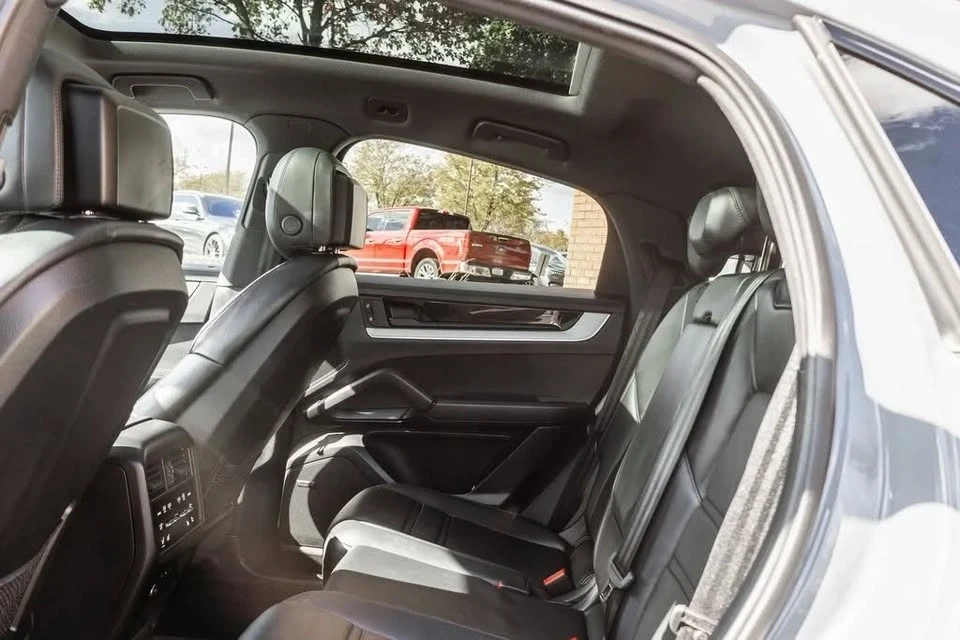 2024 Porsche 9Y0/9Y3 Cayenne - Image 13 of 20