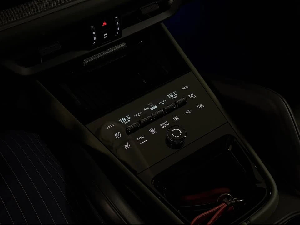 2024 Porsche 9Y0/9Y3 Cayenne - Image 17 of 19